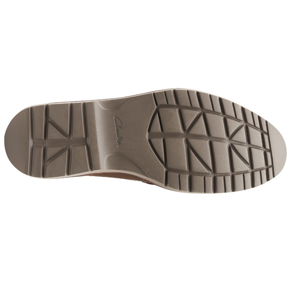 NEW Clarks Men's Vargo Casual Chukka Boots - Picture 13 of 16